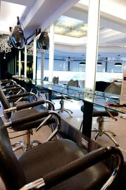 如果髮型一中旗艦店 The Logo hair salon