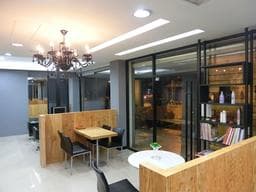 AT30 台南專業質感沙龍 中山旗艦店