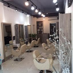 Top hair salon