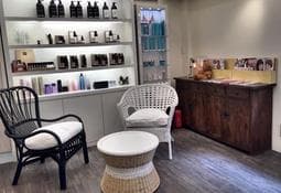 New Look Hair Salon
