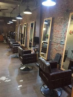51% hair salon