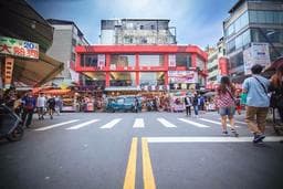 上越ㄧ中旗艦店