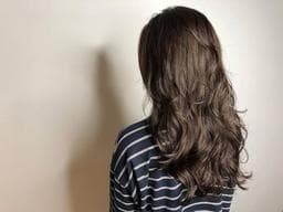 VOL HAIR SALON士林旗艦店