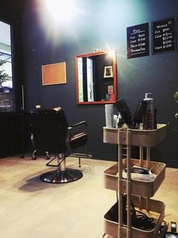 SONDER HAIR