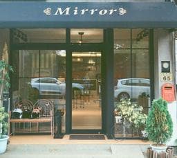 Mirror Hair Design