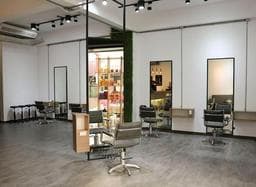 W.D hair salon II