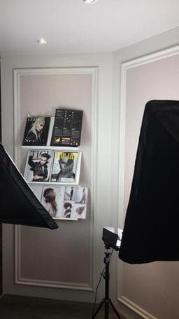 H Zone Hair Salon 2館