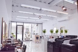她他Hair Studio