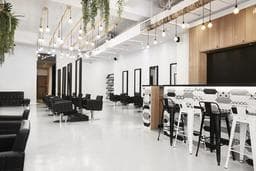 尤拿髮藝自由旗艦店