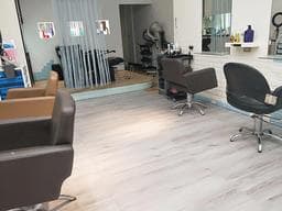 AI-NI fashion salon