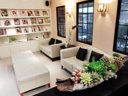 Mary Hair Salon 3館
