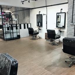 D&P HAIR SALON