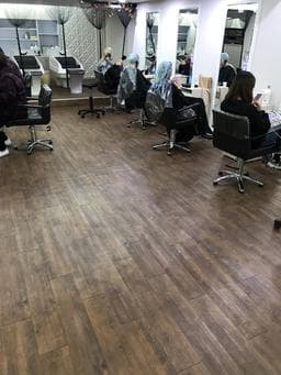 色彩學染髮一律499 不分長短