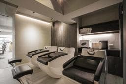 Relux hair salon