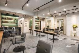 Relux hair salon