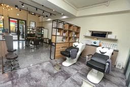 E L hair salon