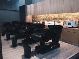 Lin's one 髮型沙龍-旗艦店